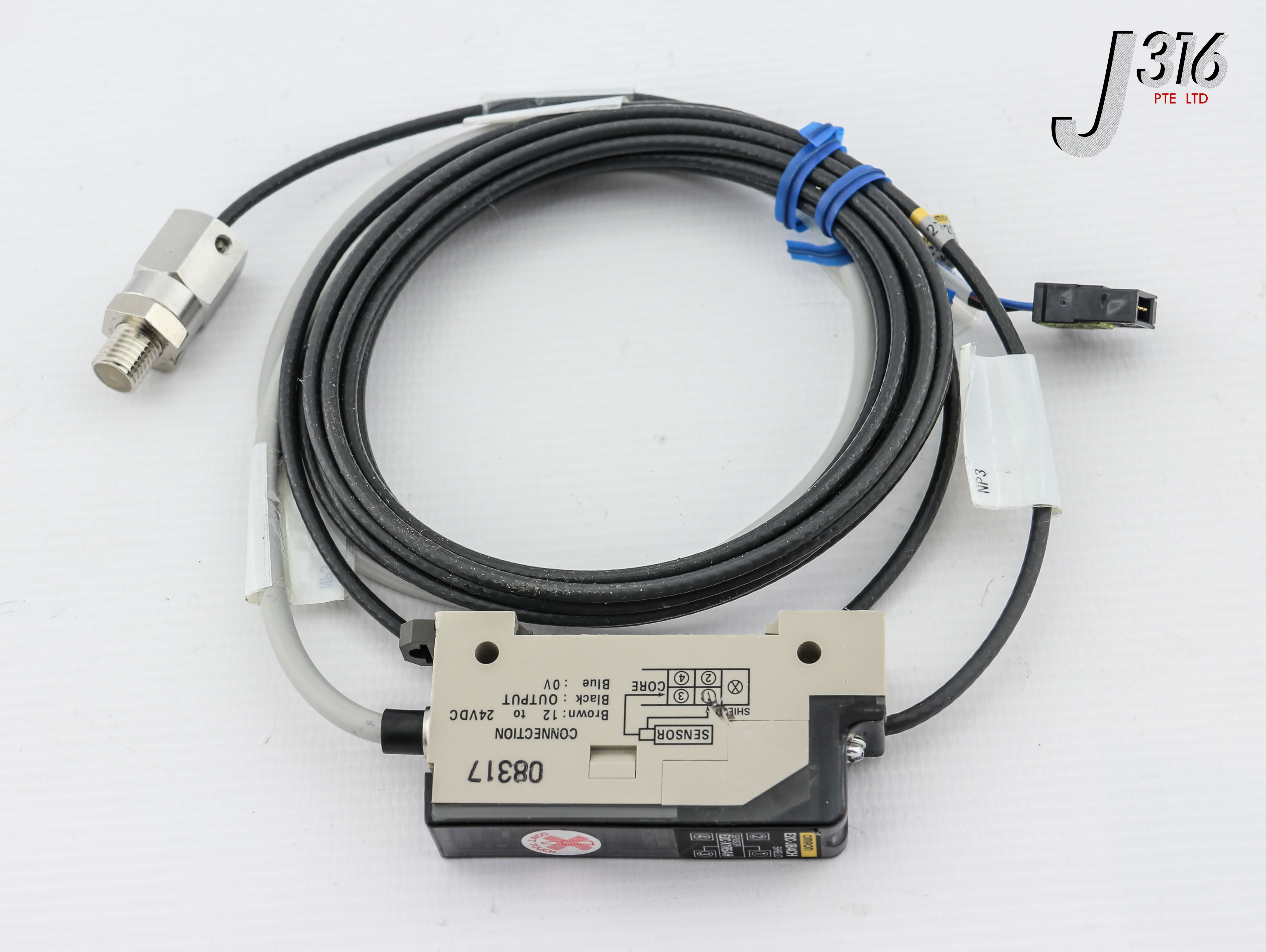 25990 OMRON PROXIMITY SENSOR W/ AMPLIFIER E2C-JB4CH E2C-X1R5AH | eBay